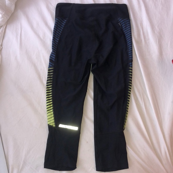 under armour leggings, black high waisted - Picture 2 of 2